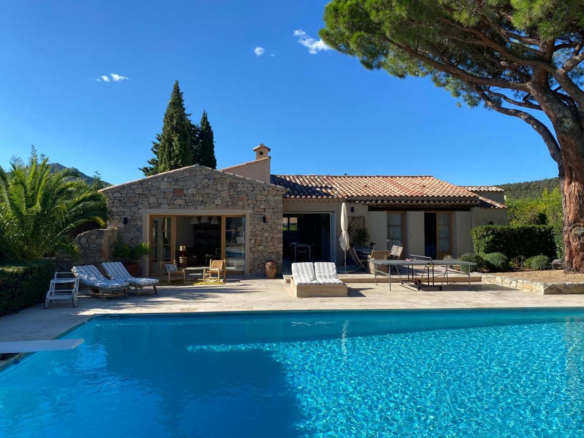 Lovely "Provence" Villa With Sea View, Private Heated Pool, Airco And Beautiful Garden Grimaud Exterior foto